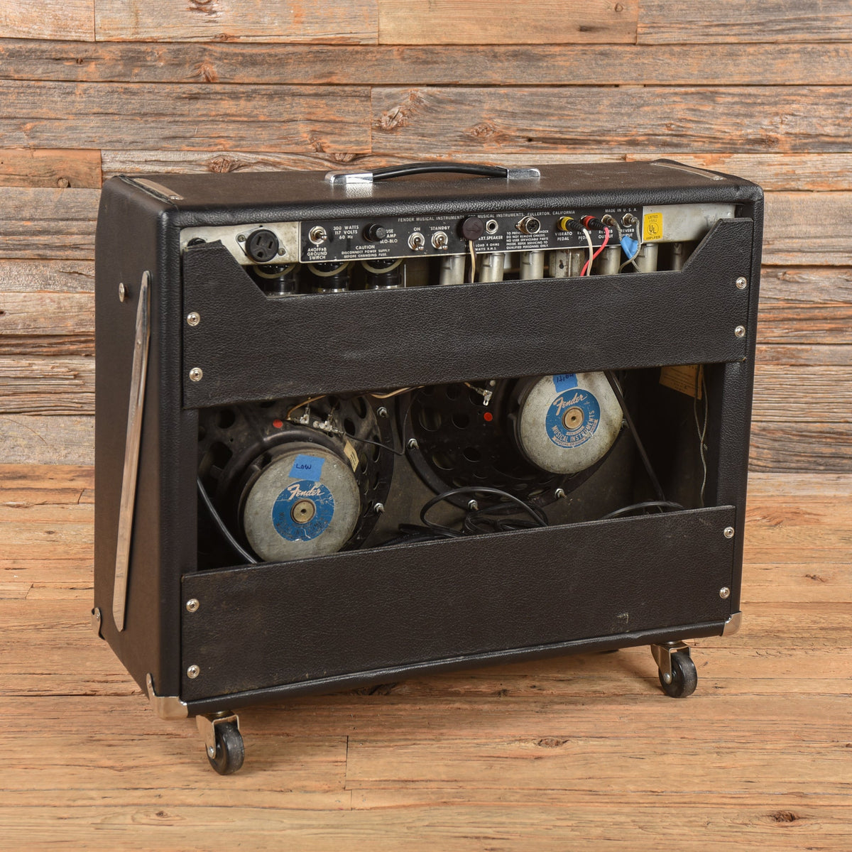 Fender Twin Reverb 1974 - View 2 | MusicMarket