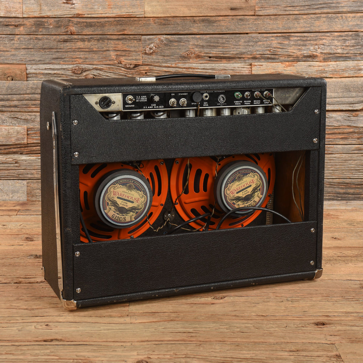 Fender Twin Reverb 2-Channel 85-Watt 2x12" Guitar Combo Amp 1966 - View 2 | MusicMarket