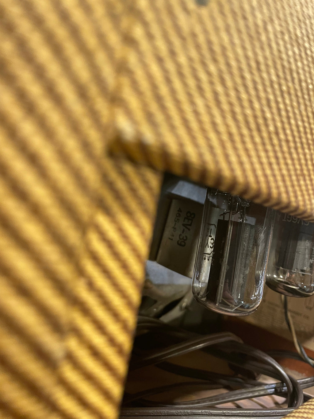 Fender Champ 5F1 1963 - View 7 | MusicMarket