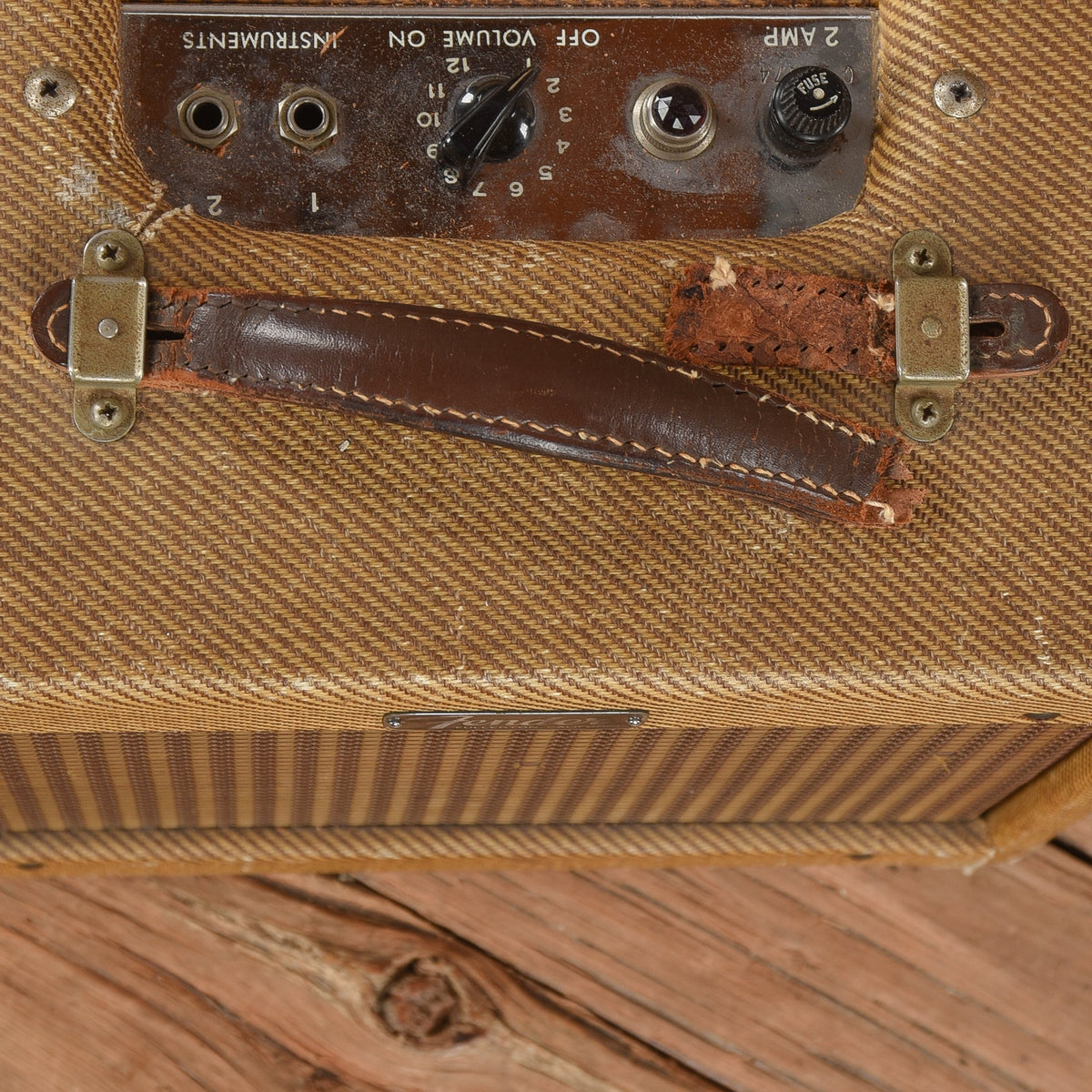 Fender Champ Amp Tweed 1963 - View 4 | MusicMarket