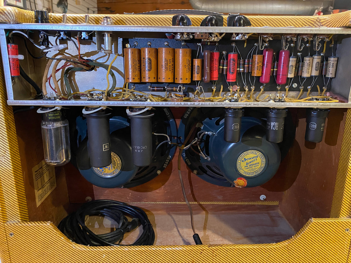 Fender Super Amplifier 1953 - View 8 | MusicMarket