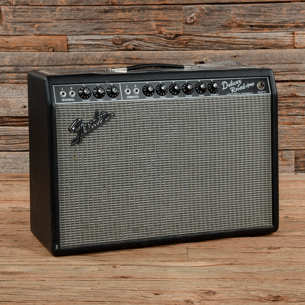 Fender '65 Deluxe Reverb Reissue 22-Watt 1x12" Guitar Combo - MusicMarket