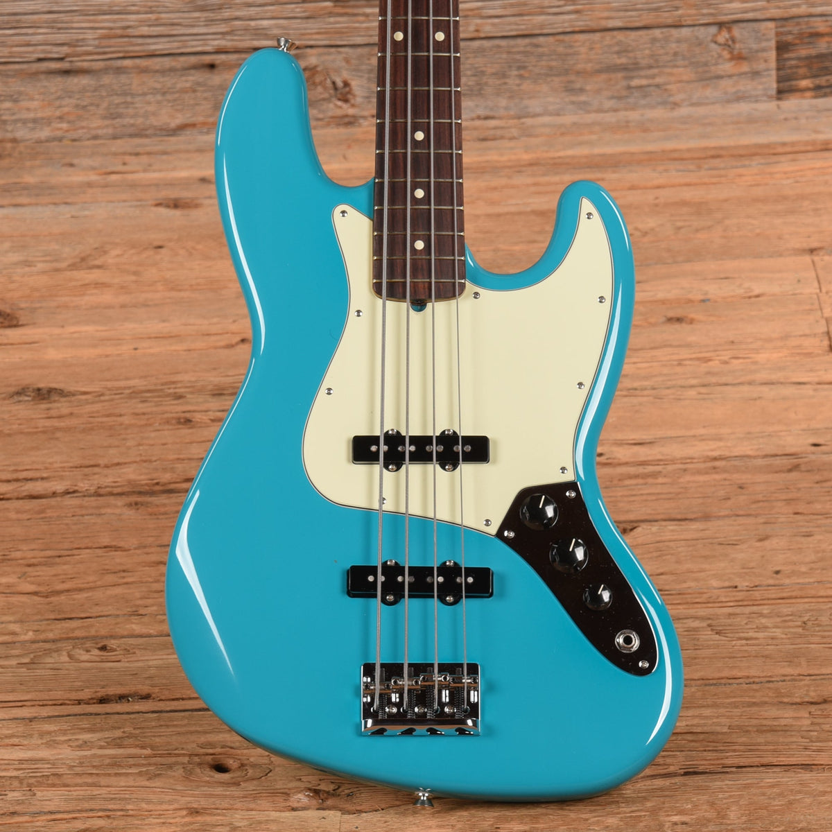 Fender American Professional II Jazz Bass Miami Blue 2024 - MusicMarket