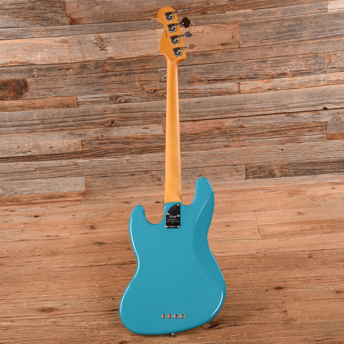Fender American Professional II Jazz Bass Miami Blue 2024 - View 5 | MusicMarket