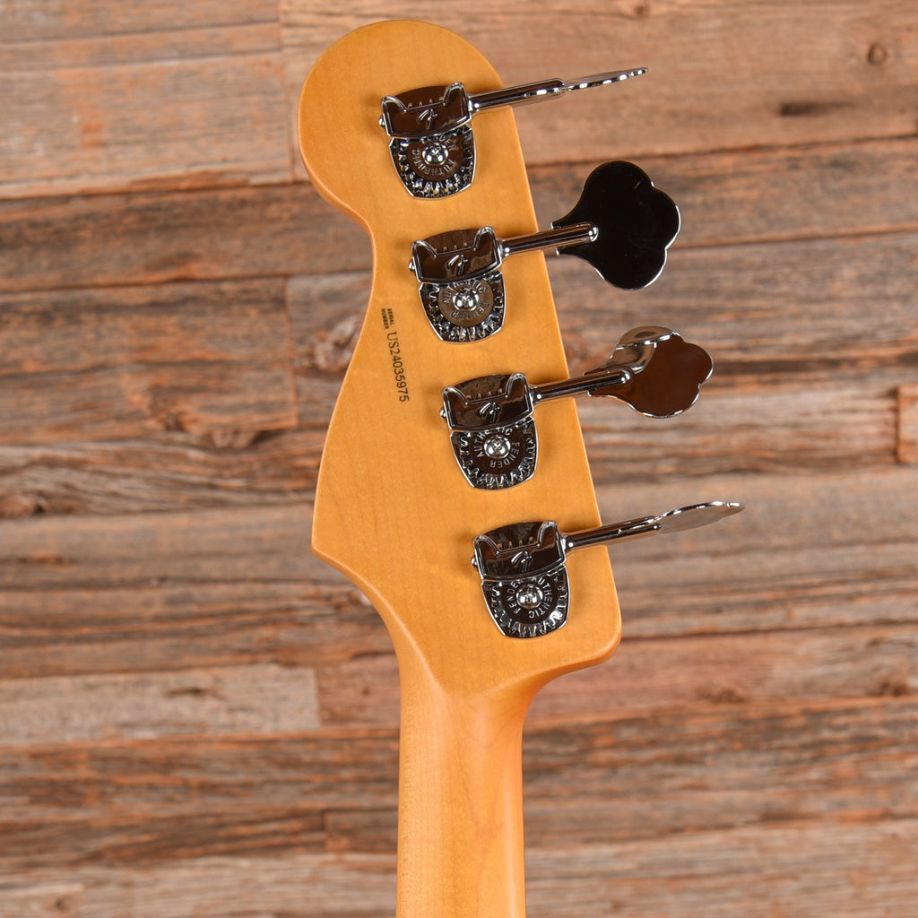 Fender American Professional II Jazz Bass Miami Blue 2024 - View 7 | MusicMarket