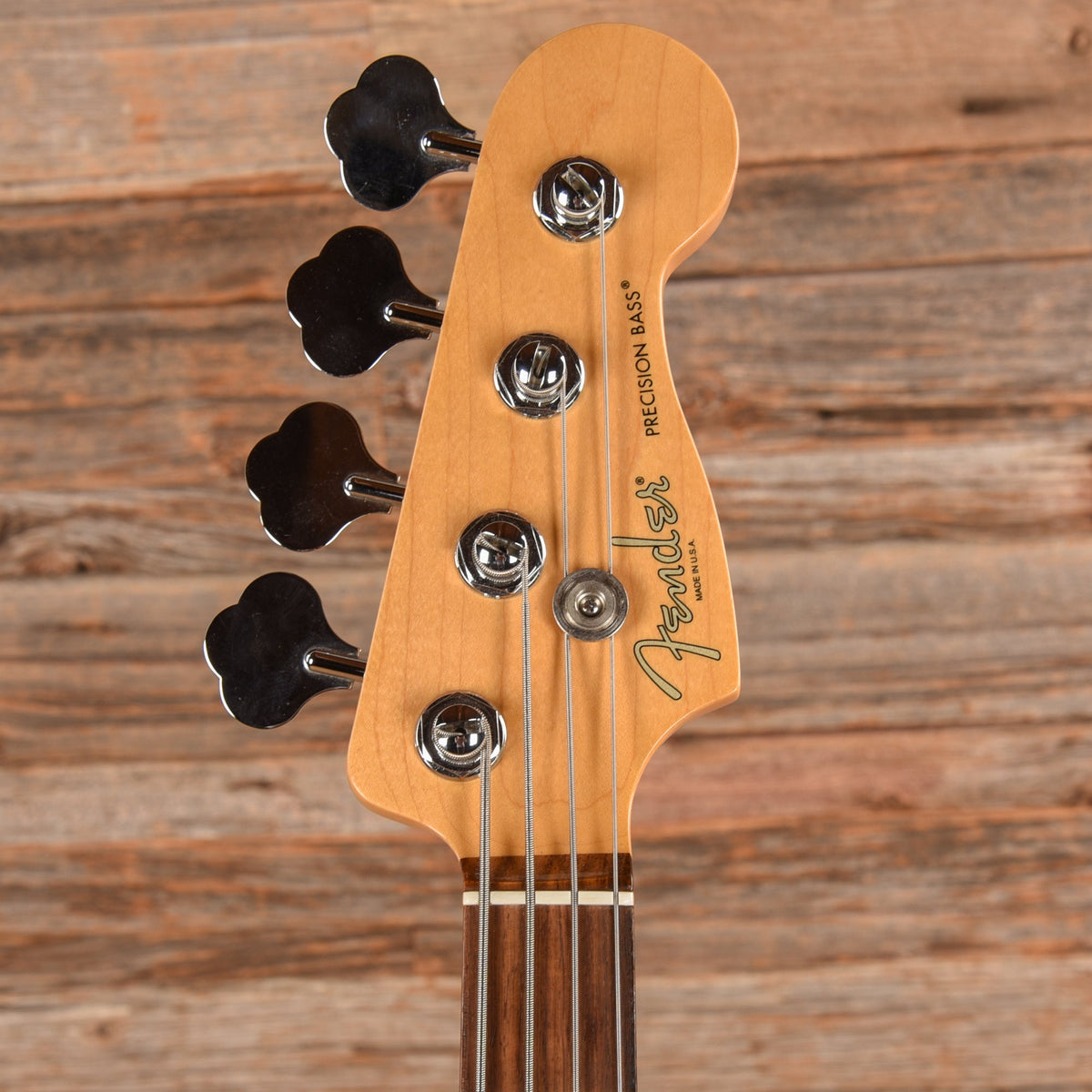 Fender American Standard Precision Bass Sunburst 2015 - View 6 | MusicMarket