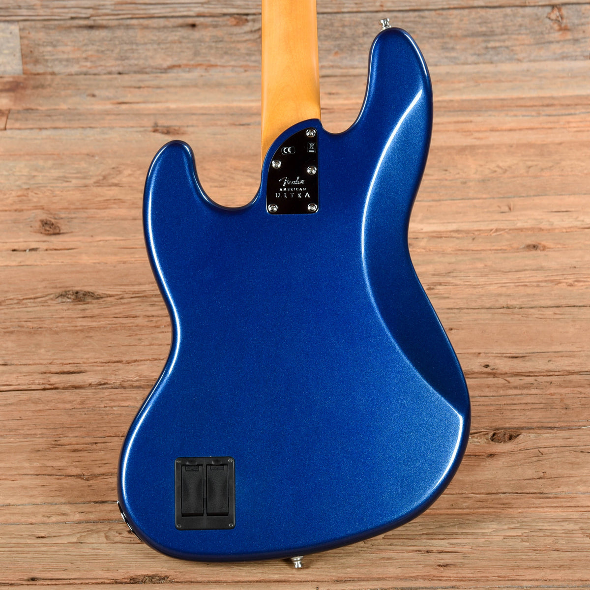Fender American Ultra Jazz Bass Cobra Blue 2019 - View 3 | MusicMarket