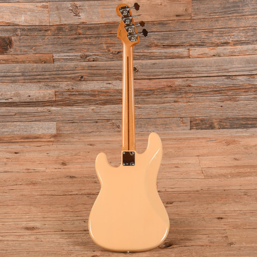Fender Classic Series 50s Precision Bass Honey Blonde 2018 - View 5 | MusicMarket