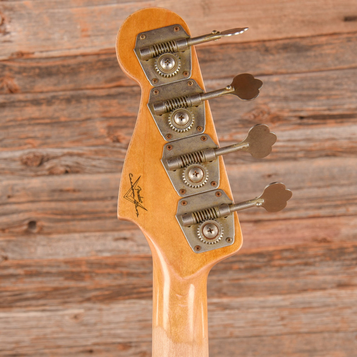 Fender Custom Shop '59 Precision Bass Heavy Relic Gold Sparkle 2022 - View 7 | MusicMarket