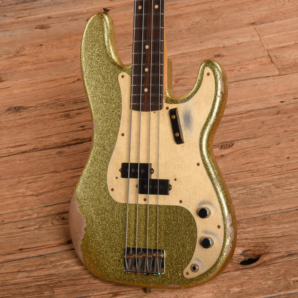 Fender Custom Shop '59 Precision Bass Heavy Relic Gold Sparkle 2022 - View 2 | MusicMarket