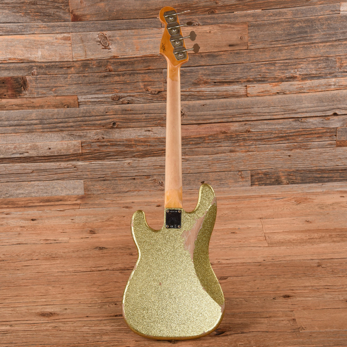 Fender Custom Shop '59 Precision Bass Heavy Relic Gold Sparkle 2022 - View 5 | MusicMarket