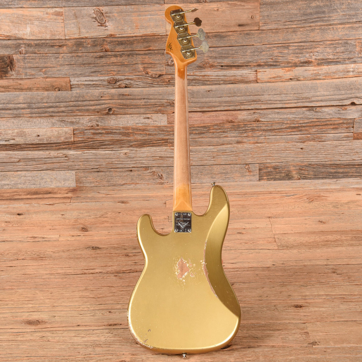 Fender Custom Shop Limited P-Jazz Bass Heavy Relic Gold 2024 - View 5 | MusicMarket