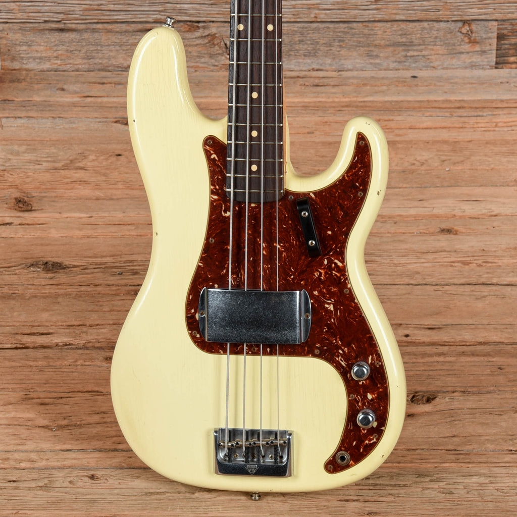 Fender Custom Shop Postmodern P/J Bass Vintage White - View 2 | MusicMarket