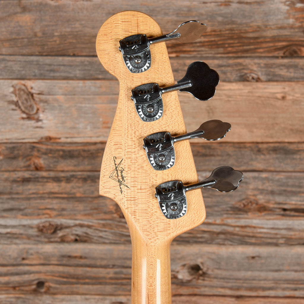 Fender Custom Shop Postmodern P/J Bass Vintage White - View 7 | MusicMarket