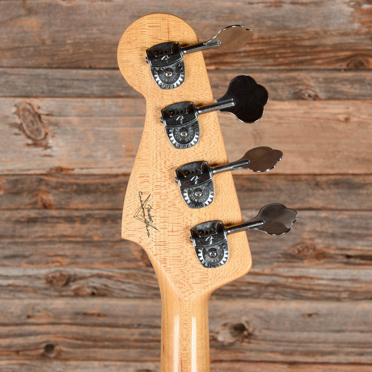 Fender Custom Shop Postmodern P/J Bass Vintage White - View 7 | MusicMarket
