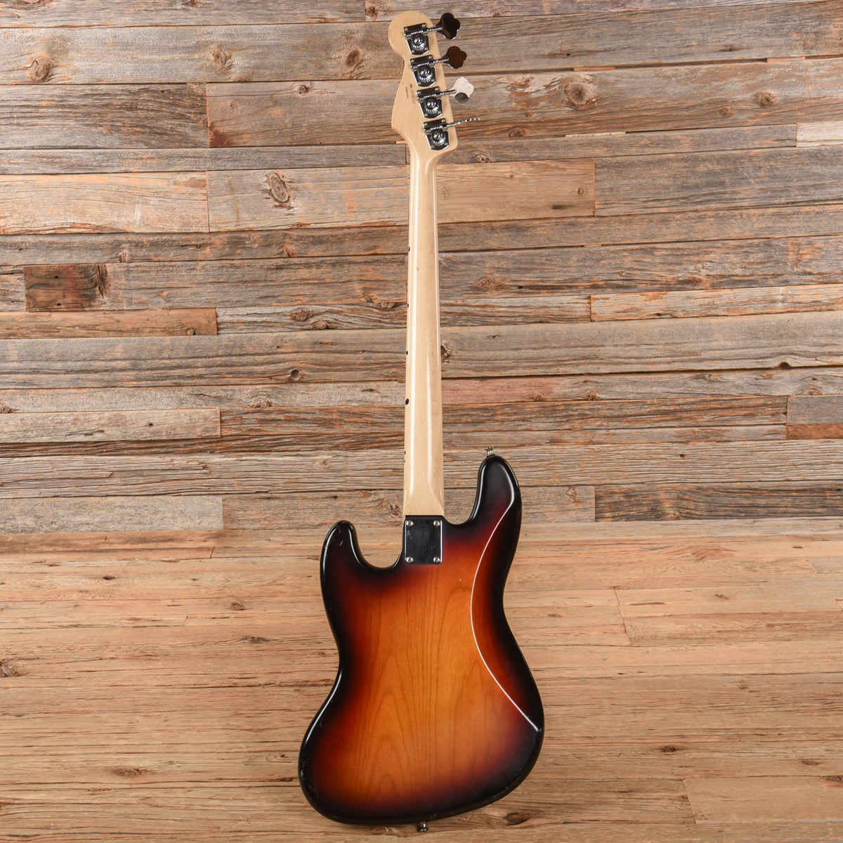 Fender Highway One Jazz Bass Sunburst 2009 - View 5 | MusicMarket