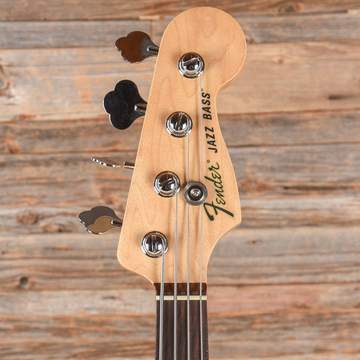 Fender Highway One Jazz Bass Sunburst - View 6 | MusicMarket