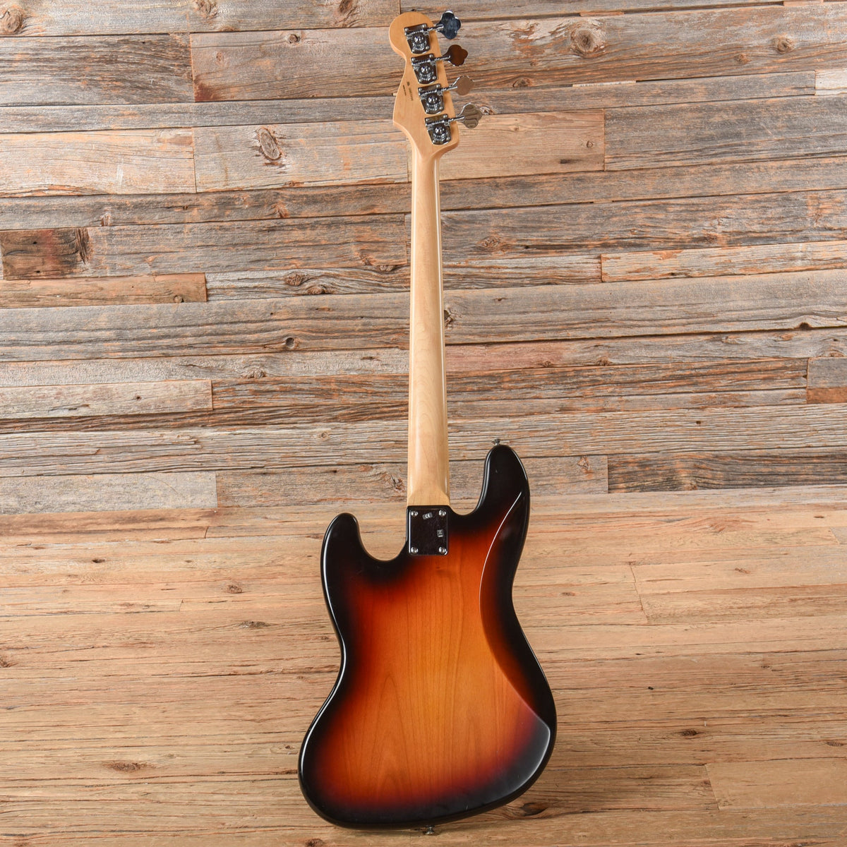 Fender Highway One Jazz Bass Sunburst - View 5 | MusicMarket
