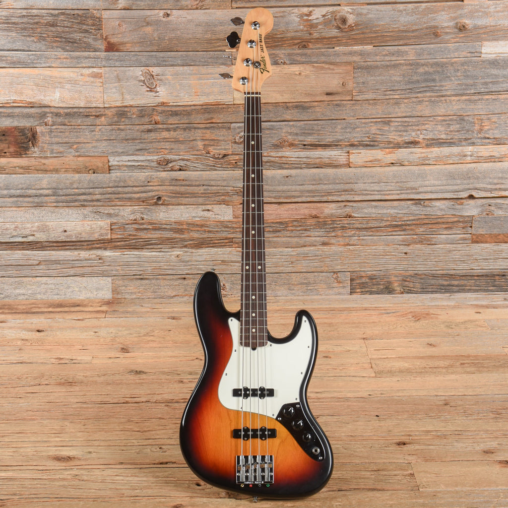 Fender Highway One Jazz Bass Sunburst - View 4 | MusicMarket