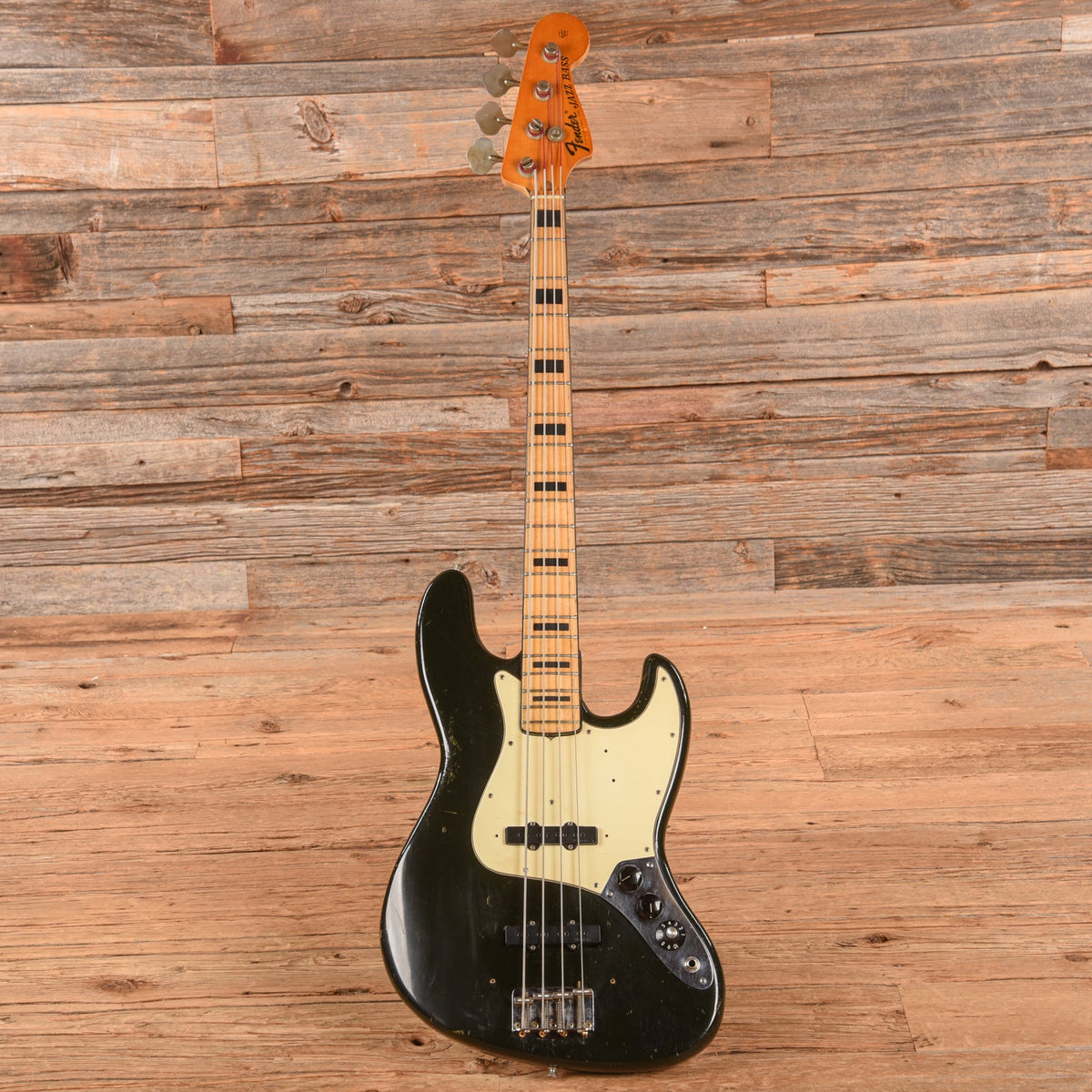 Fender Jazz Bass Black 1973 - View 4 | MusicMarket