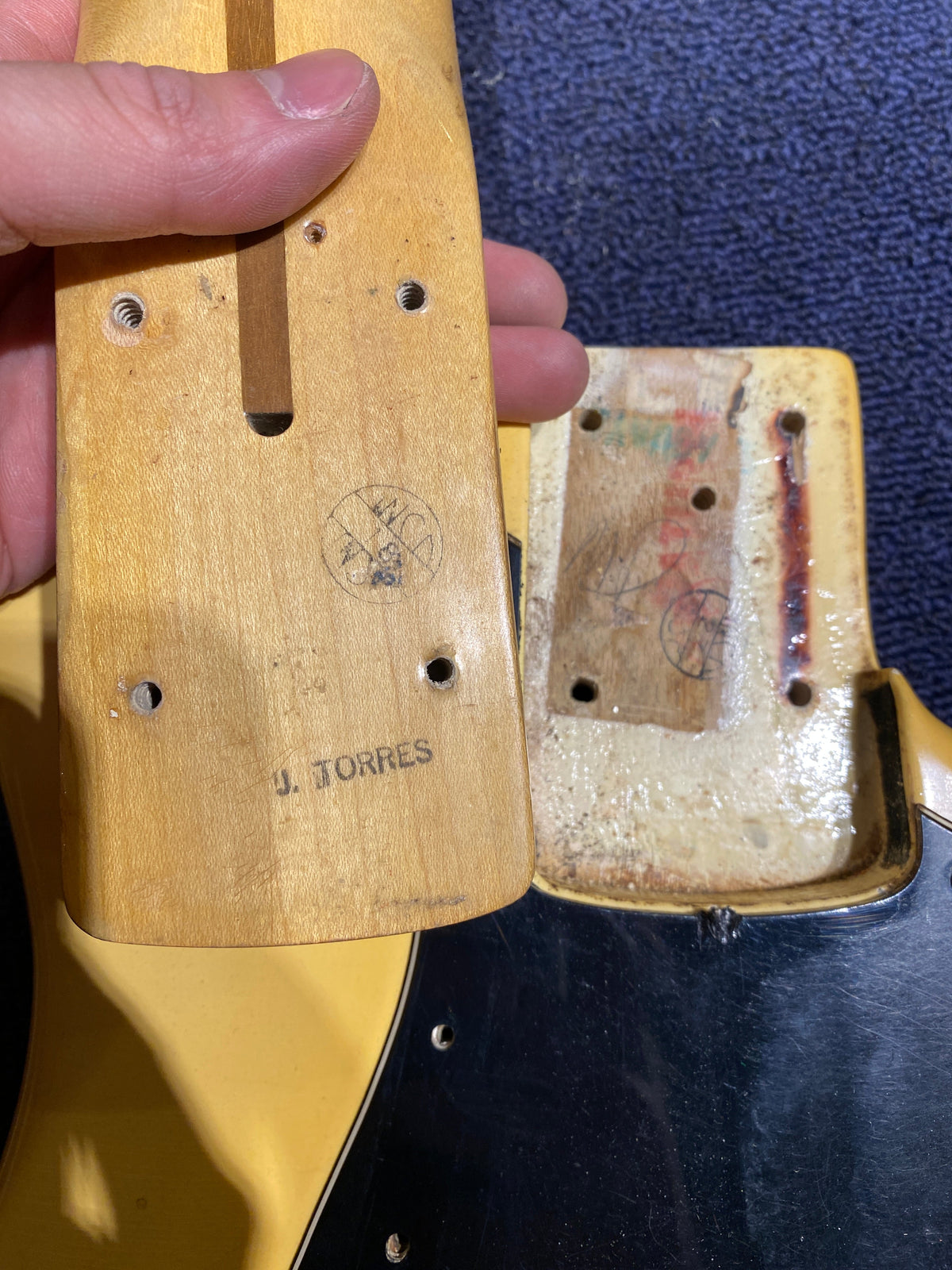 Fender Jazz Bass Olympic White 1974 - View 11 | MusicMarket