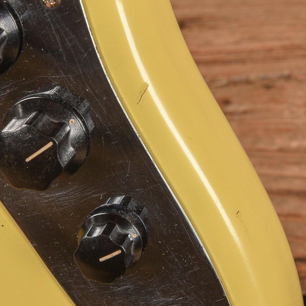 Fender Jazz Bass Olympic White Refin 1965 - View 10 | MusicMarket