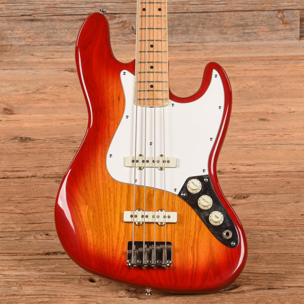 Fender Jazz Bass Sienna Sunburst 1983 - MusicMarket