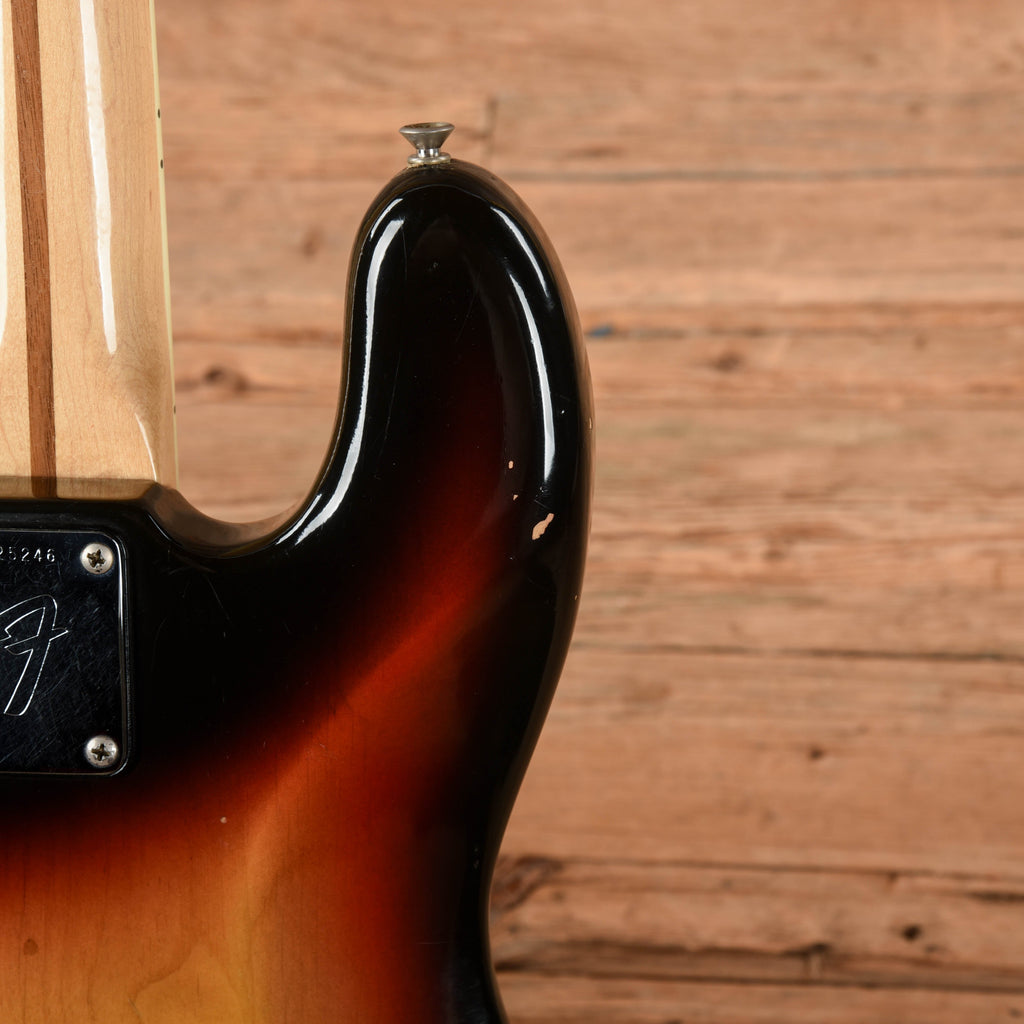 Fender Jazz Bass Sunburst 1974 - View 13 | MusicMarket