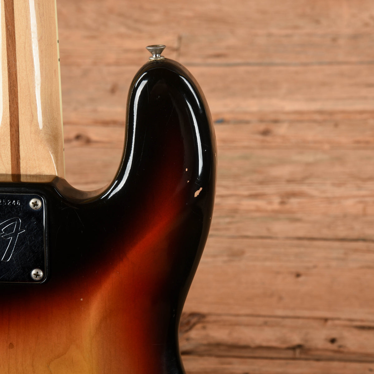 Fender Jazz Bass Sunburst 1974 - View 13 | MusicMarket