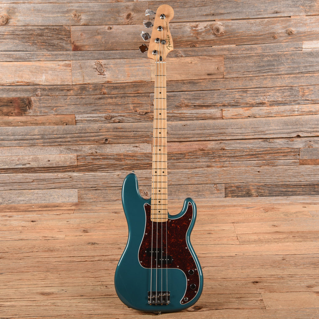 Fender Limited Edition Player Precision Bass Ocean Turquoise 2018 - View 4 | MusicMarket