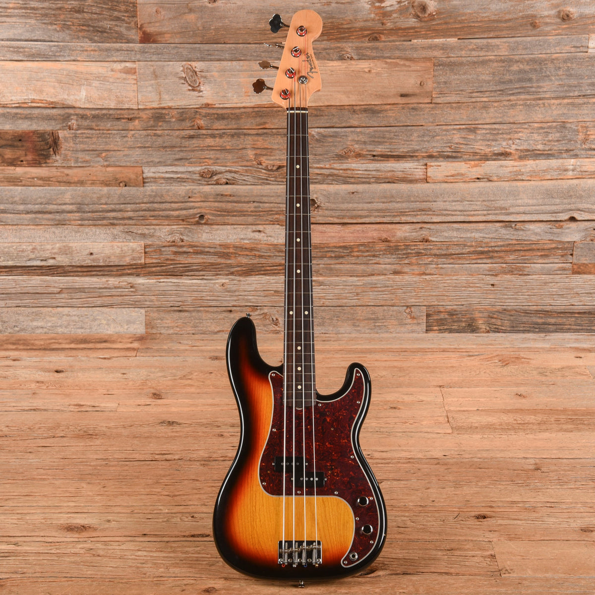 Fender MIJ Heritage '60s Precision Bass Sunburst 2022 - View 4 | MusicMarket
