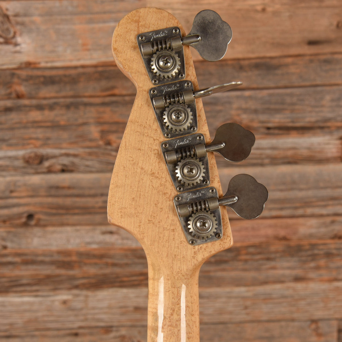 Fender Mustang Bass Sunburst 1976 - View 7 | MusicMarket
