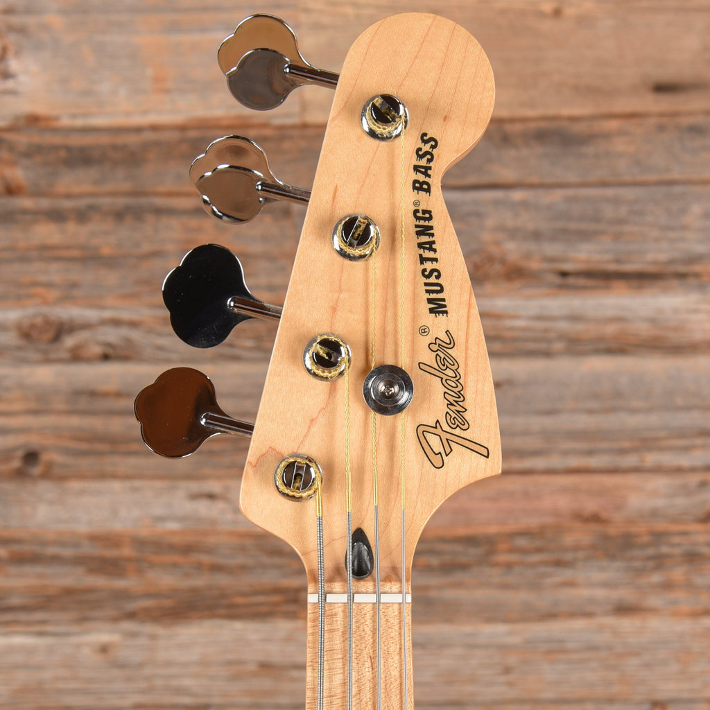 Fender Offset Series Mustang Bass PJ Black 2022 - View 6 | MusicMarket