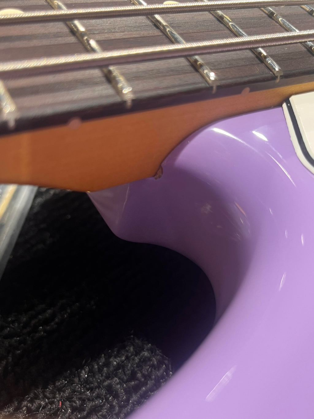 Fender Player II Jazz Bass Lavender Haze - View 16 | MusicMarket