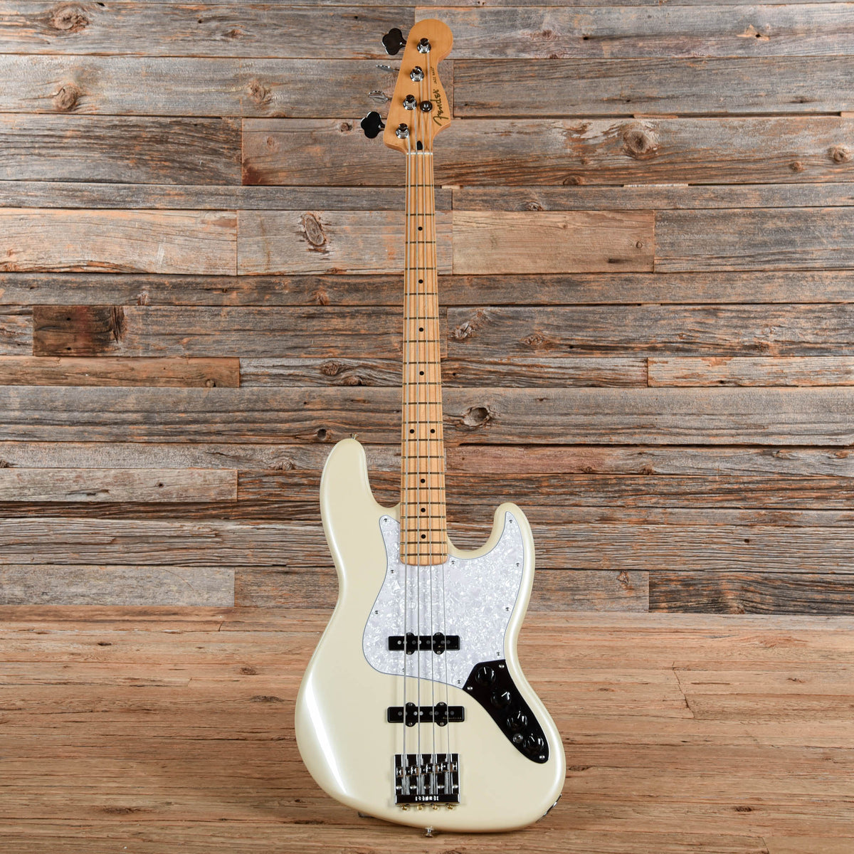Fender Player II Modified Active Jazz Bass Olympic Pearl - View 4 | MusicMarket