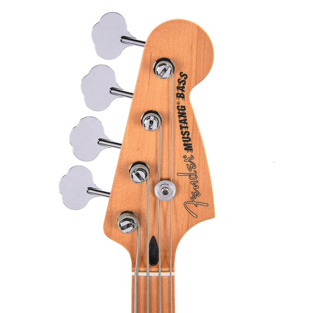 Fender Player II Mustang Bass PJ 3-Color Sunburst - View 6 | MusicMarket