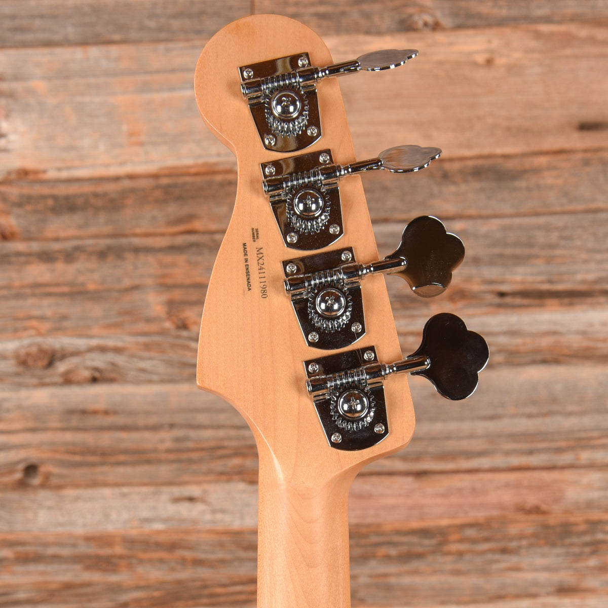 Fender Player II Precision Bass Sunburst 2024 - View 7 | MusicMarket