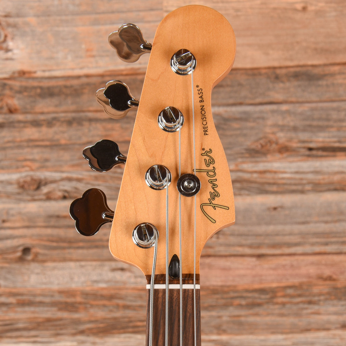 Fender Player II Precision Bass Sunburst 2024 - View 6 | MusicMarket
