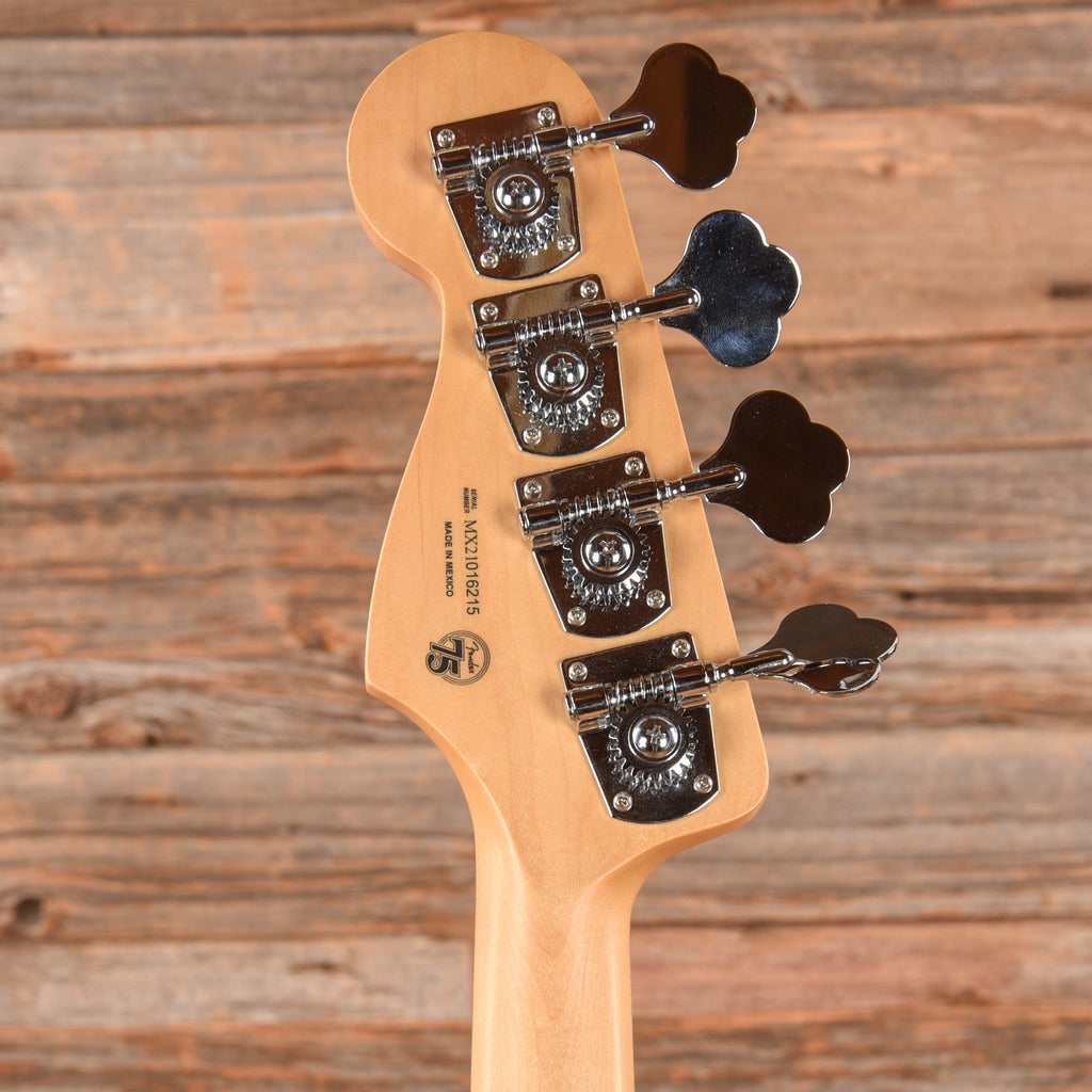 Fender Player Jazz Bass 3-Color Sunburst 2021 - View 7 | MusicMarket