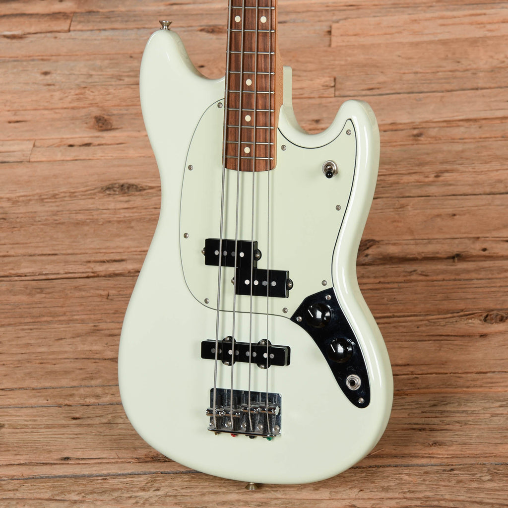 Fender Player Mustang Bass PJ White 2018 - View 2 | MusicMarket