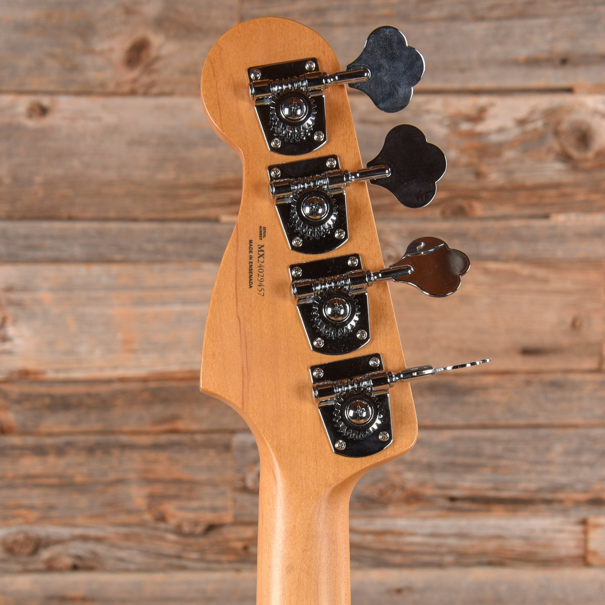 Fender Player Precision Bass Black 2024 - View 7 | MusicMarket