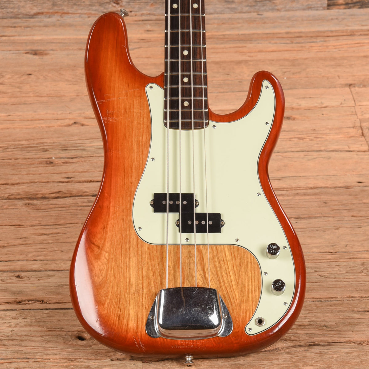 Fender Precision Bass Sienna Sunburst 1979 - MusicMarket