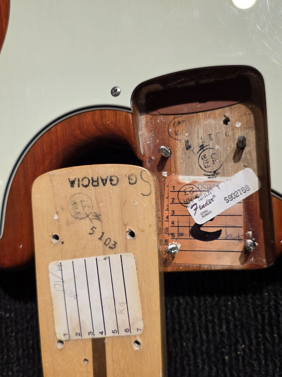 Fender Precision Bass Sienna Sunburst 1979 - View 10 | MusicMarket