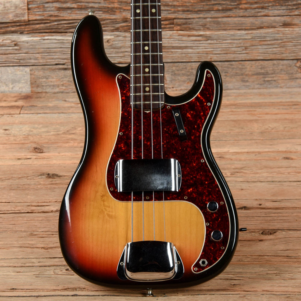 Fender Precision Bass Sunburst 1972 - MusicMarket