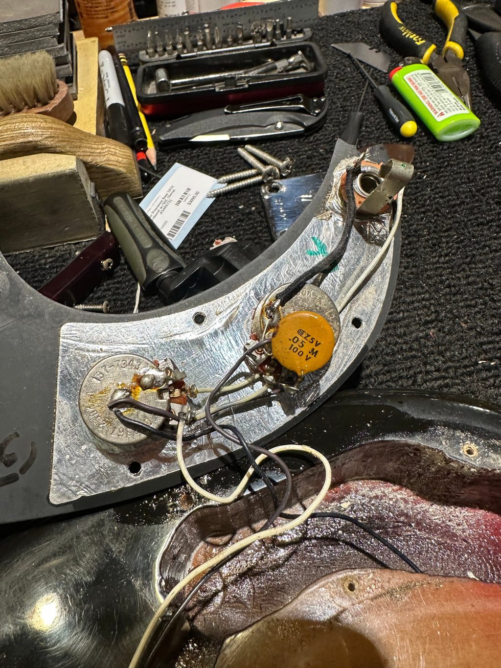 Fender Precision Bass Sunburst 1974 - View 18 | MusicMarket