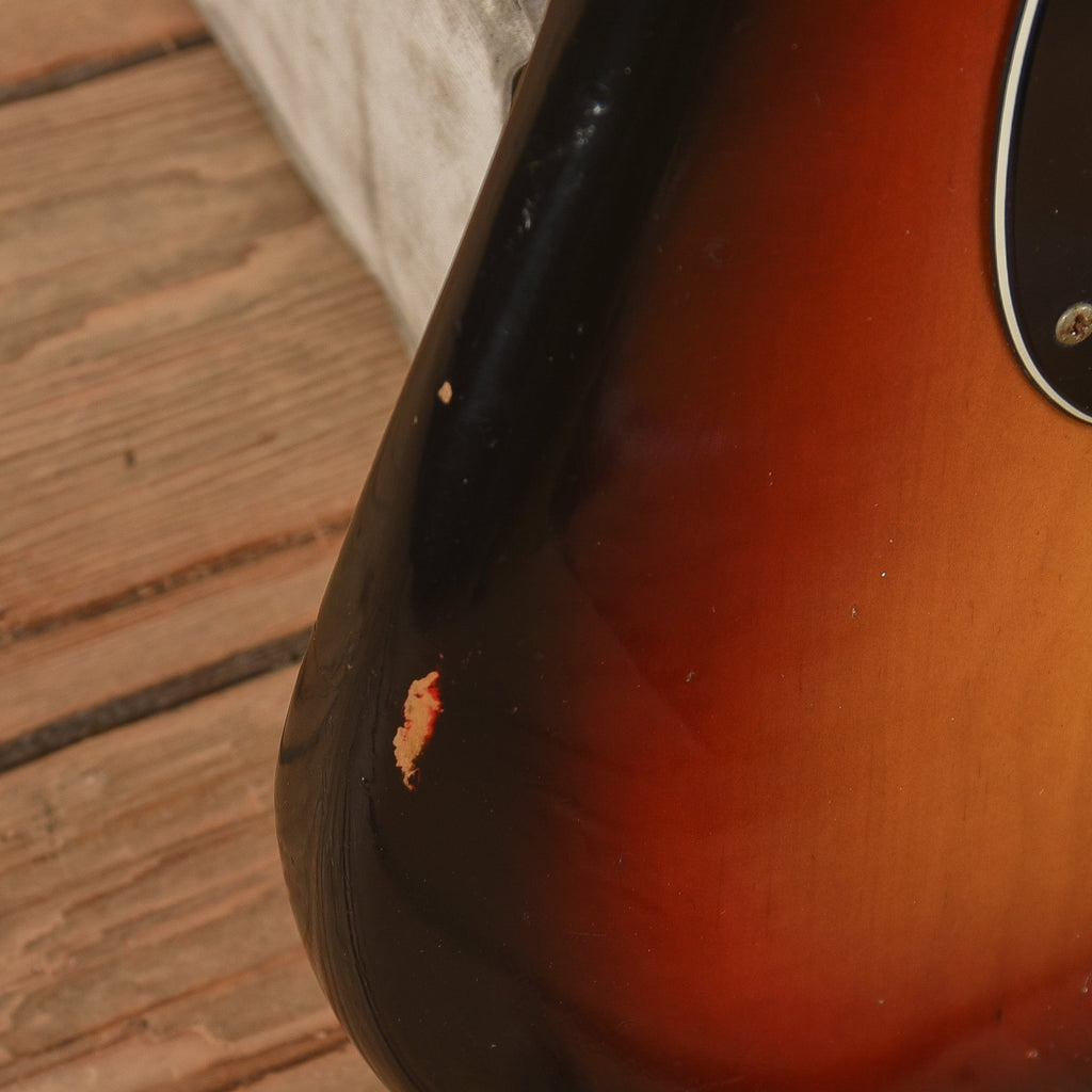 Fender Precision Bass Sunburst 1974 - View 11 | MusicMarket