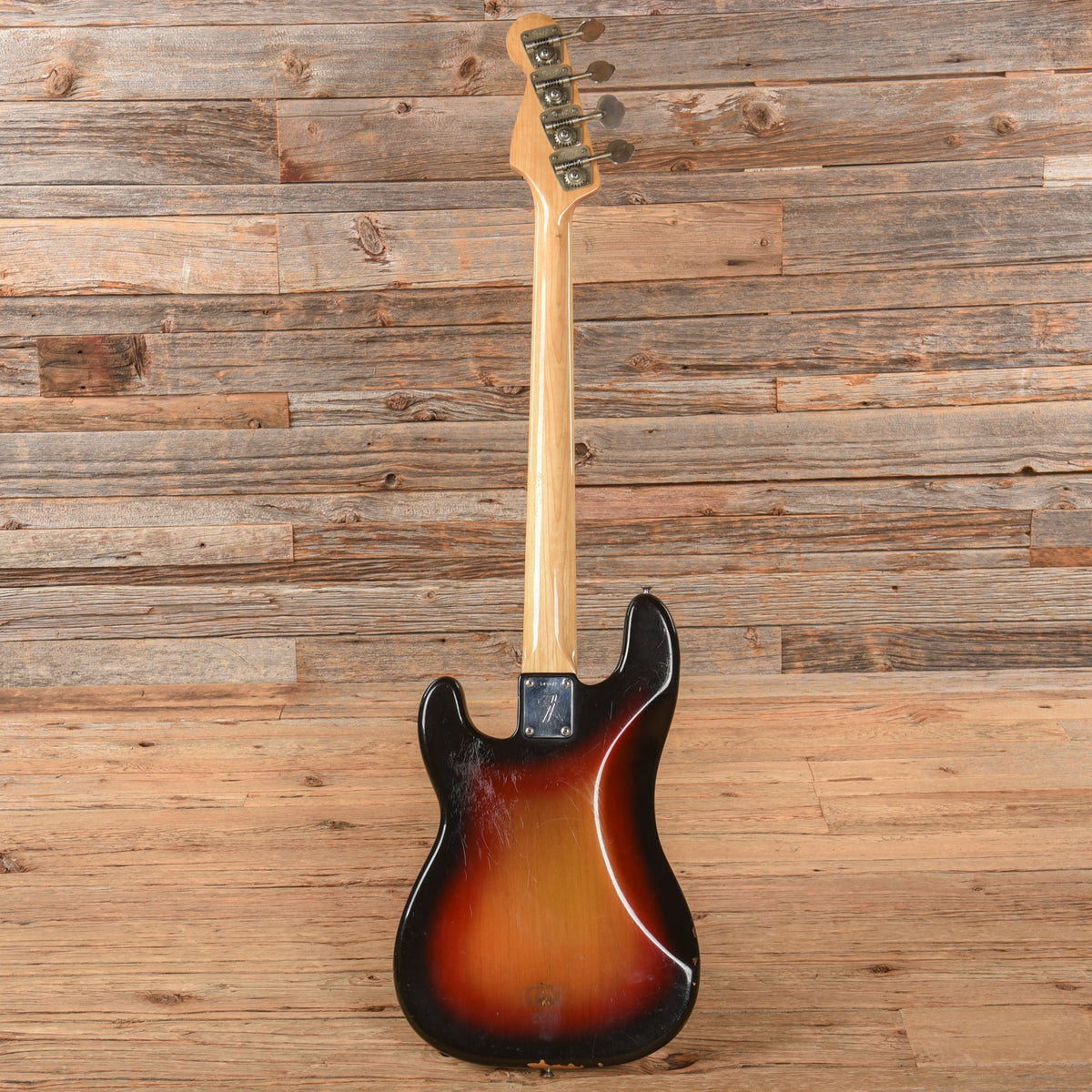 Fender Precision Bass Sunburst 1974 - View 5 | MusicMarket