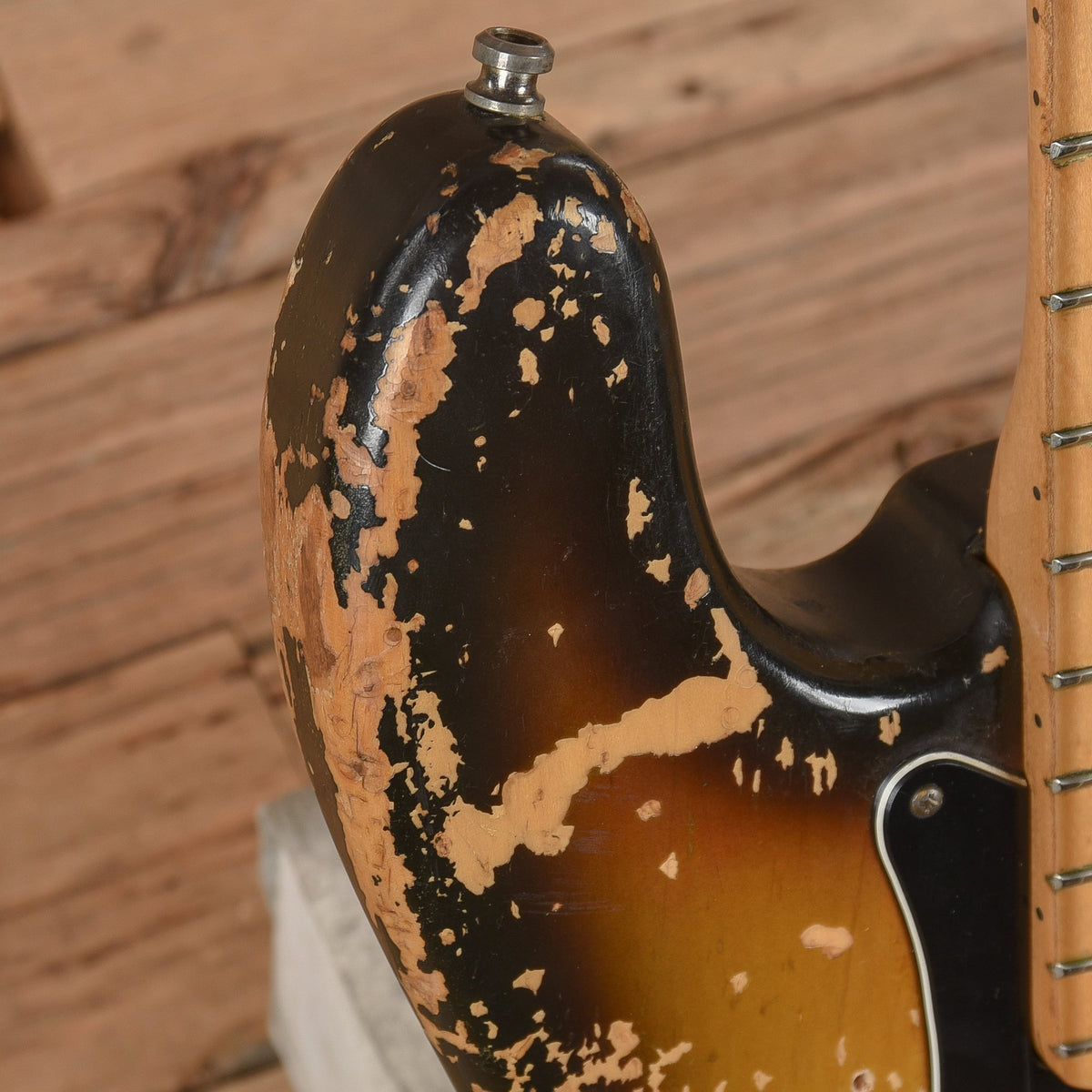 Fender Precision Bass Sunburst 1974 - View 10 | MusicMarket