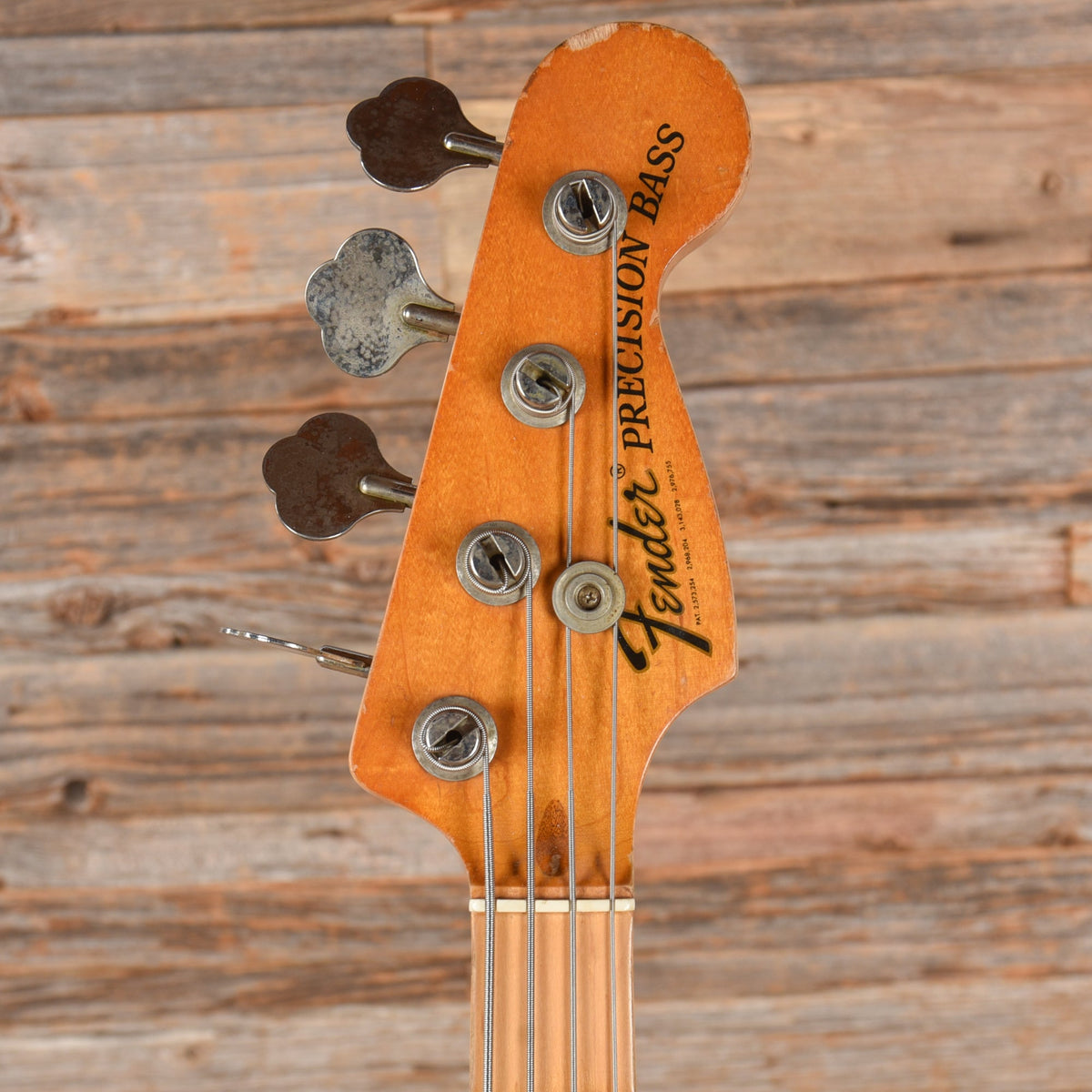 Fender Precision Bass Sunburst 1974 - View 6 | MusicMarket