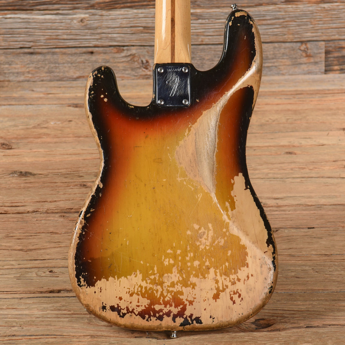 Fender Precision Bass Sunburst 1974 - View 3 | MusicMarket